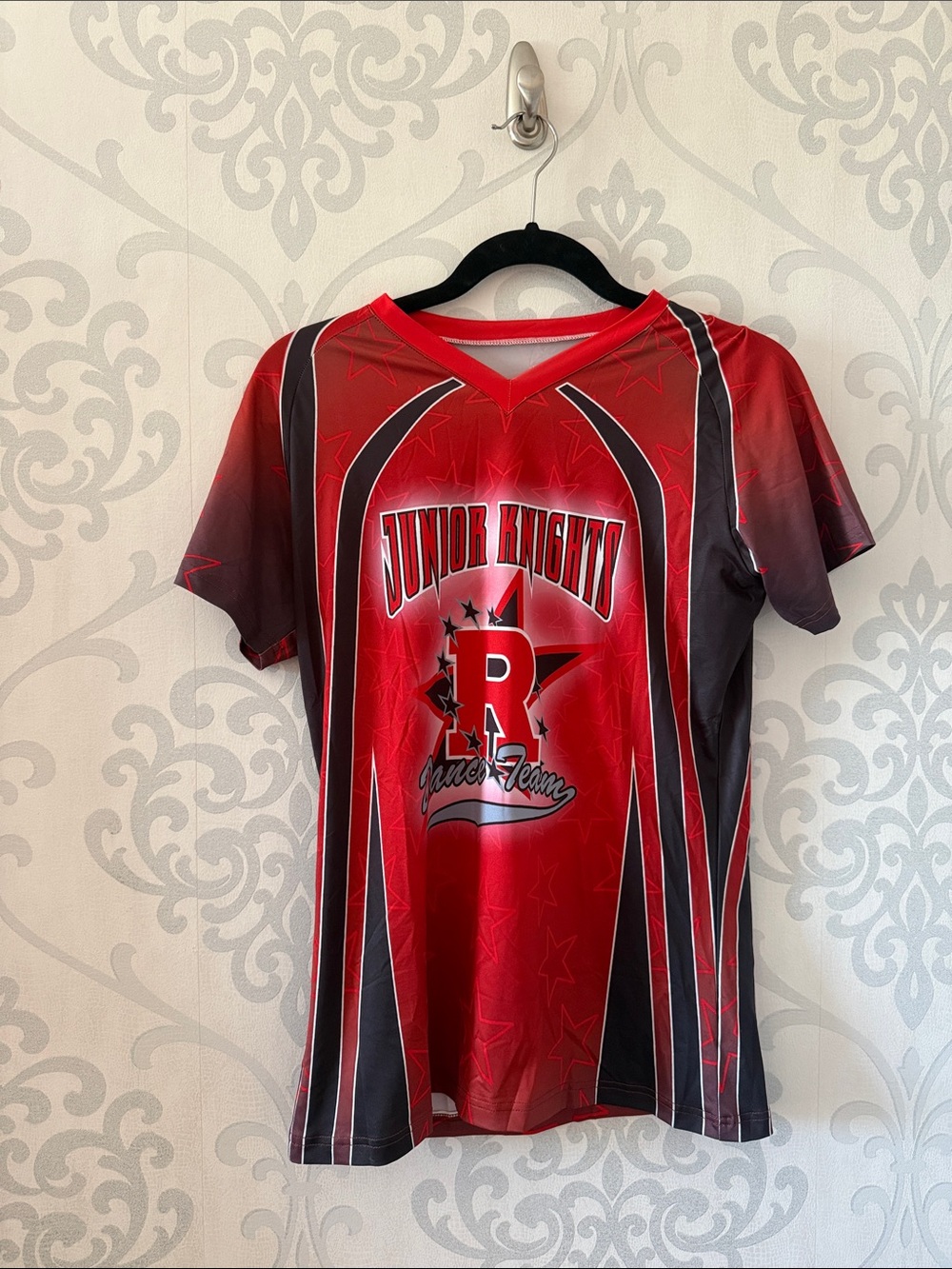 Rutgers Univeristy women’s fitted top & free game day bag